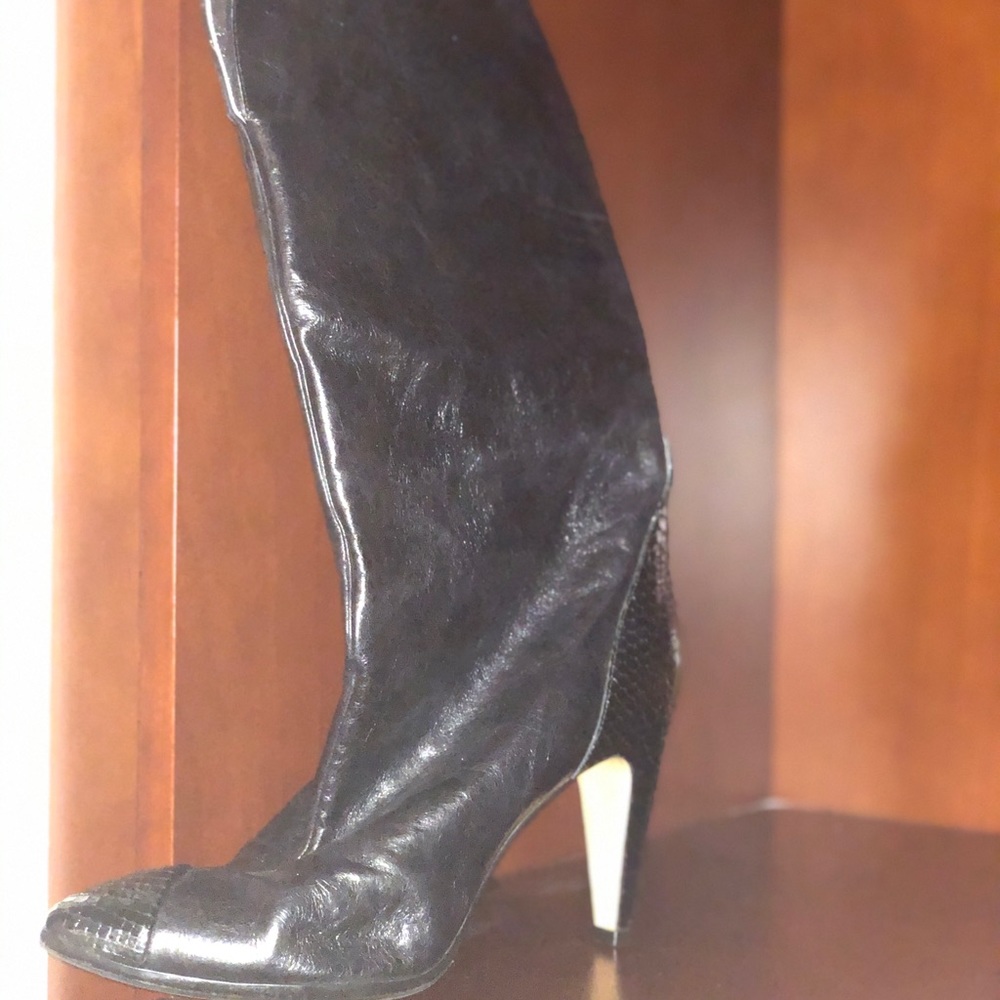 Givenchy 391/2 Kangaroo/Python Kneehigh Blk Boots - image 4